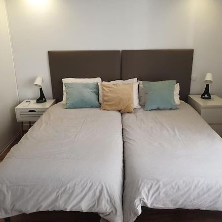 Atico En Toledo Con Terraza Apartment Luaran gambar